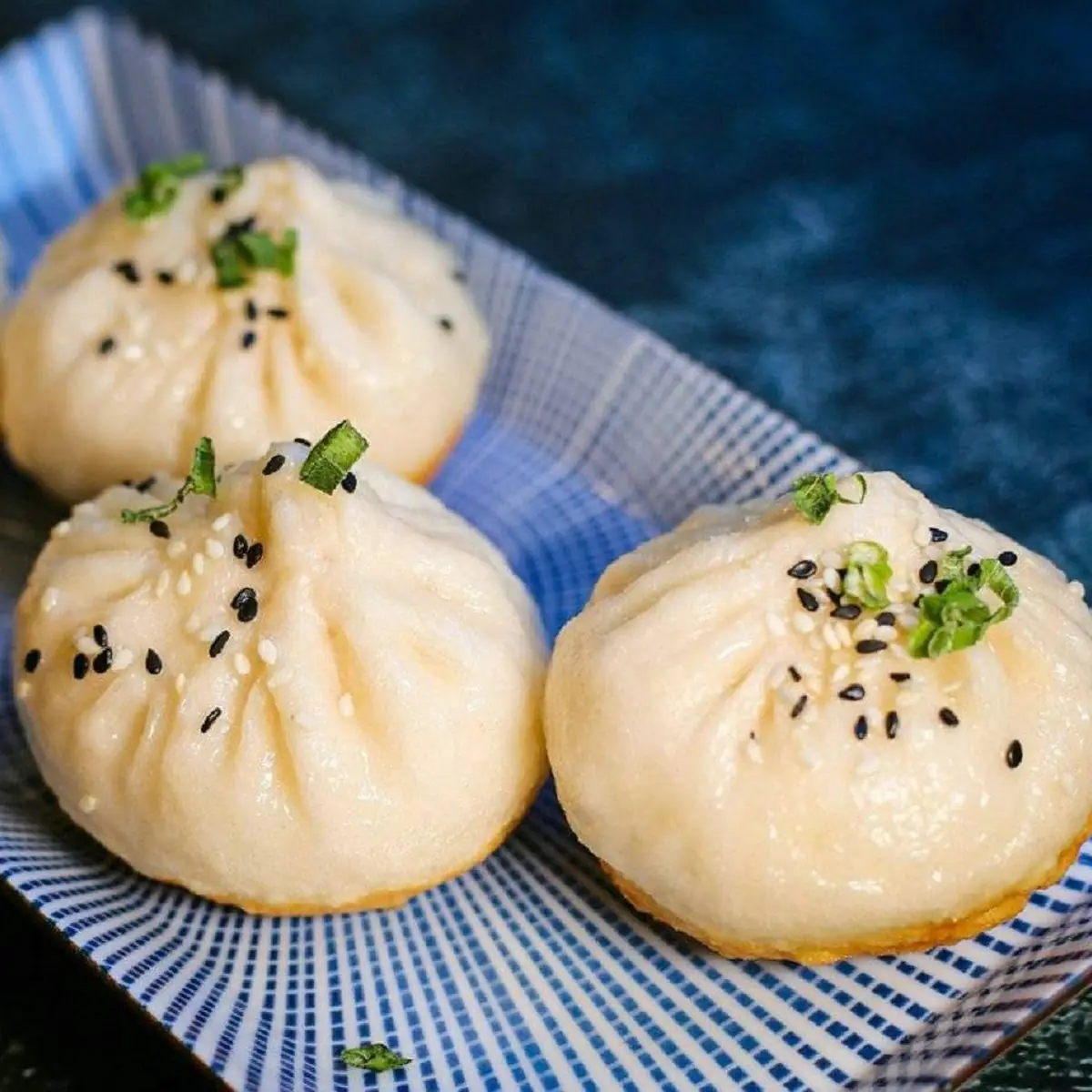 pan fried cabbage buns 4 高丽菜生煎包